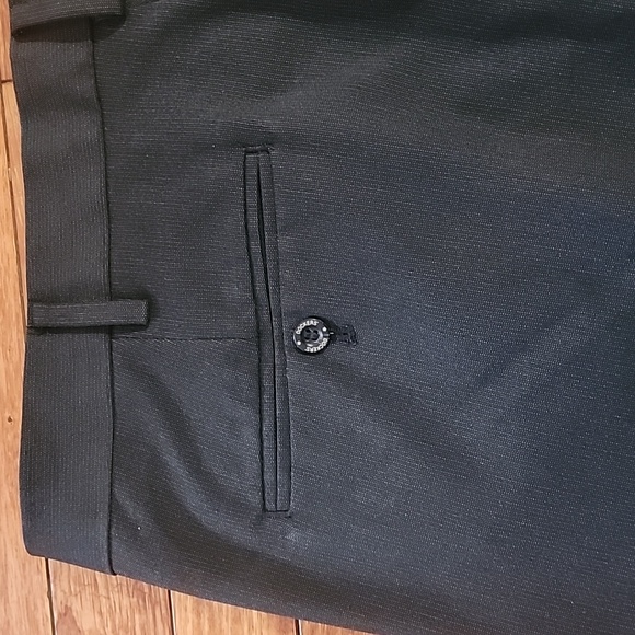Mens Dockers Straight Fit dress pants Size 40 x 32  EUC - Picture 7 of 7